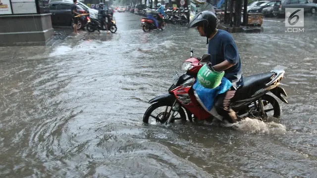Diguyur Hujan Deras, Kemang Kembali Tergenang
