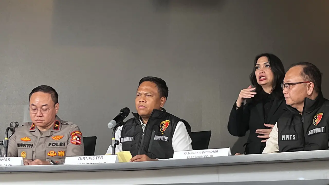 Konferensi pers Bareskrim Polri terkait penanganan kasus kebakaran hutan di Sumatera dan Kalimantan. (Liputan6.com/Winda Nelfira)