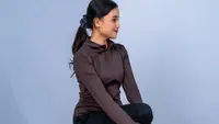 Cari Jaket Olahraga Wanita? Ini Rekomendasi Model Ringan dan Fungsional