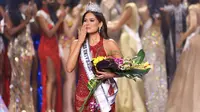 Andrea Meza, perwakilan Meksiko berhasil menyabet mahkota Miss Universe 2020. (Rodrigo Varela / GETTY IMAGES NORTH AMERICA / Getty Images via AFP)