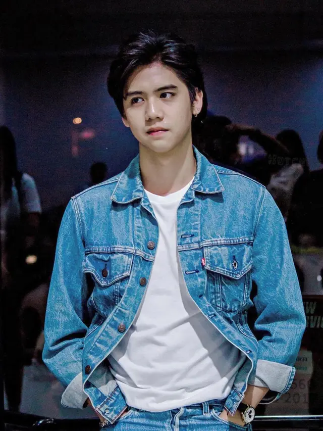 6 Potret Harit Cheewagaroon, Artis Thailand yang Disebut Mirip ‘Dilan’
