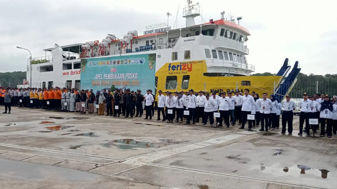 Tim gabungan FKPD Provinsi Kepri  saat apel pembukaan Posko Terpadu Pengamanan Mudik Natal Dan tahun Baru. (Foto: Liputan6.com/Ajang Nurdin)