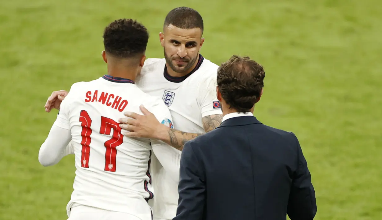 Walker mengalami dua kekalahan sekaligus di final yang dijalaninya yakni final Liga Champions dan final Piala Eropa. (Foto:AP/John Sibley,Pool)