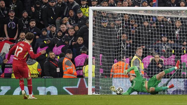 Foto: Aksi Heroik Gianluigi Donnarumma saat Pupuskan Langkah Liverpool di Liga Champions