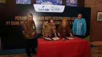 Penandatanganan Nota Kesepahaman (MoU) bisnis antara bank bjb dan Asuransi Jasindo berlangsung di Hotel Fairmont Jakarta pada Rabu (9/10/2019).