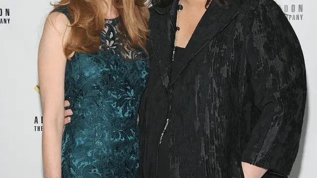 [Bintang] Artis-artis yang Menikah Sesama Jenis