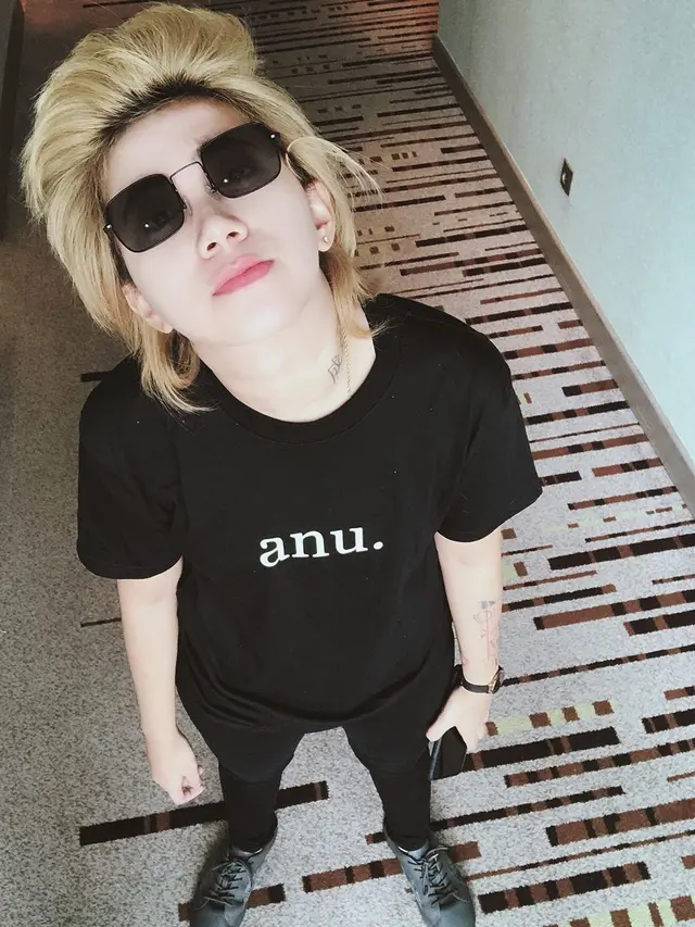 6 Potret Dera Idol dengan Berbagai Warna Rambut, Makin Terlihat Tomboi
