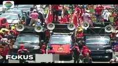 Dalam orasinya, mereka mendesak ILO memperjuangkan nasib kaum buruh perempuan.