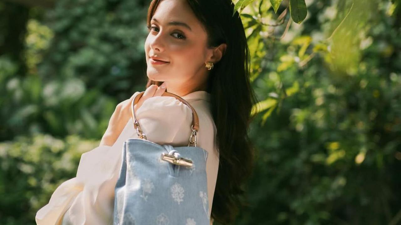 4 Potret Terbaru Amanda Rawles dengan Body Ramping, Dapat Pujian Cantik dari Netizen