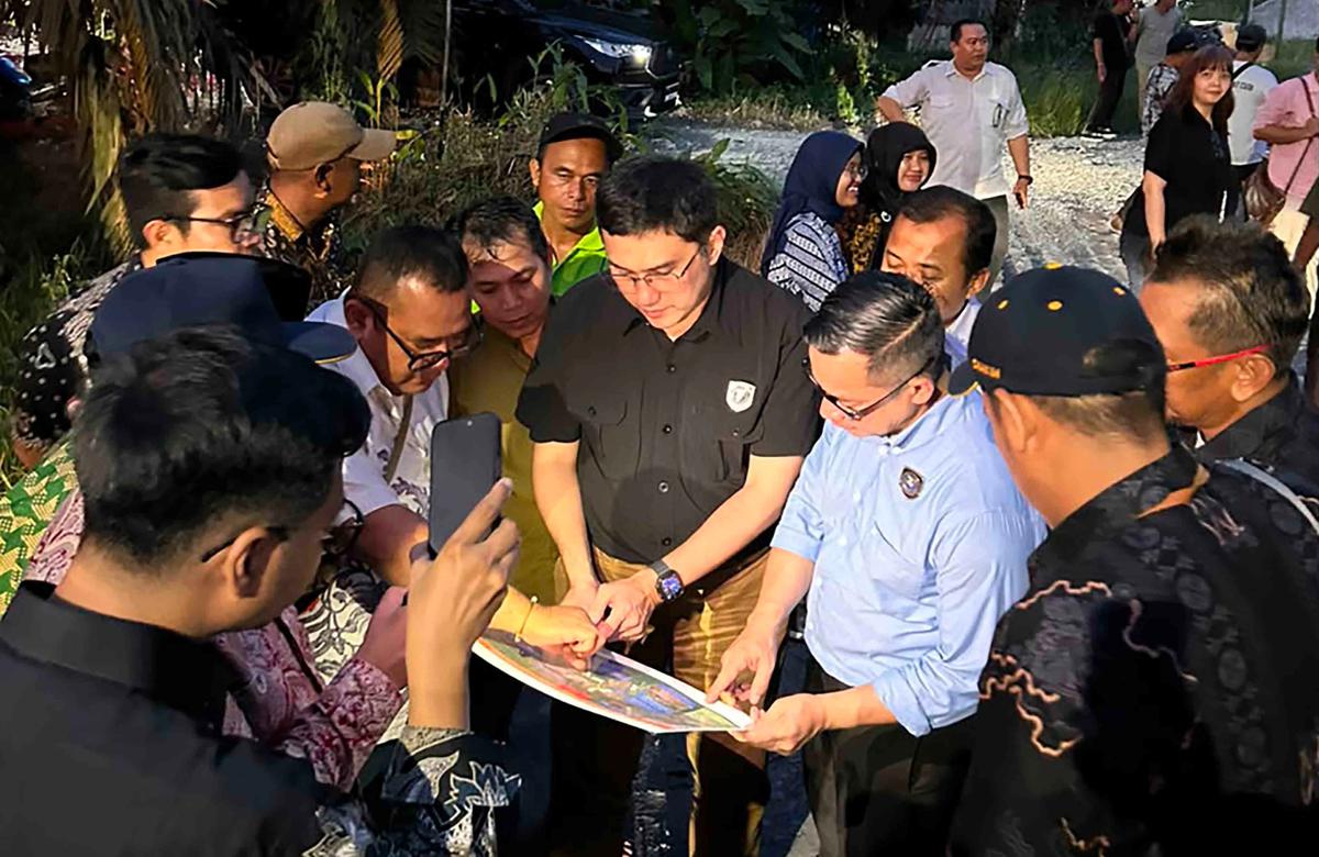 FOTO: Pemerintah Dorong Pembangunan Sekolah Rakyat dan Jalan Strategis di Sambas