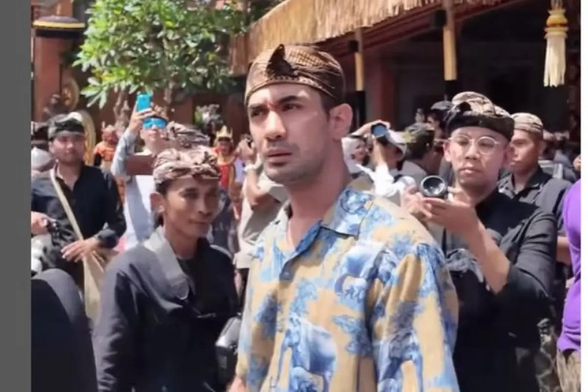 Mengenal Keindahan dan Makna Upacara Pelebon di Bali