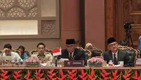 Menteri Lingkungan Hidup RI Jumhur Hidayat dalam Pertemuan Menteri Lingkungan negara-negara anggota BRICS di New Delhi, India, Selasa (18/8/2026).