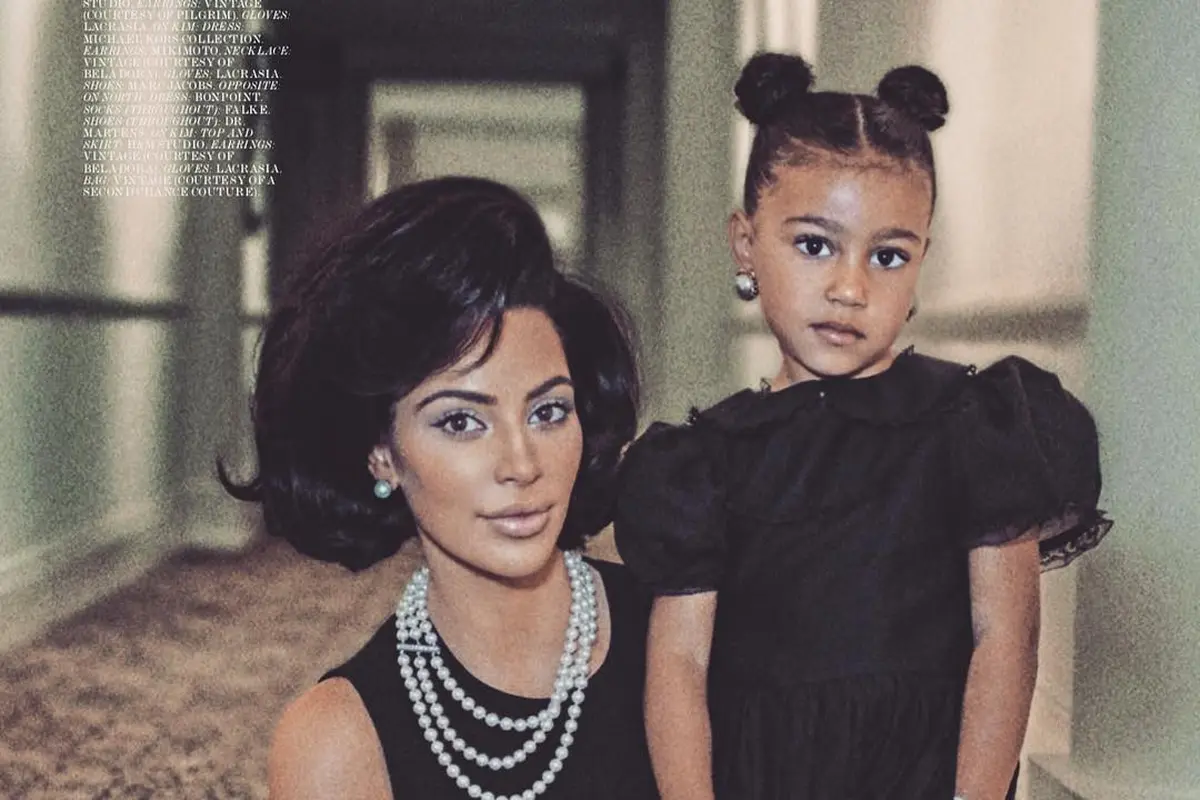[Bintang] Kim Kardashian