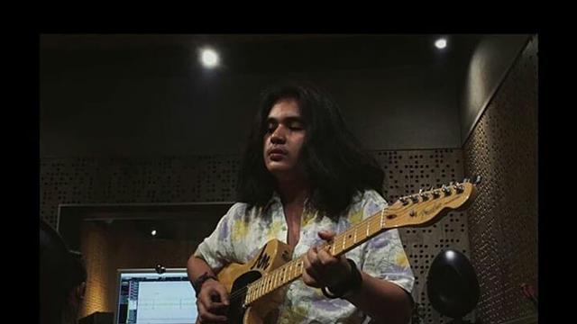 Potret Terbaru Esa Sigit (sumber: instagram/esasigit)