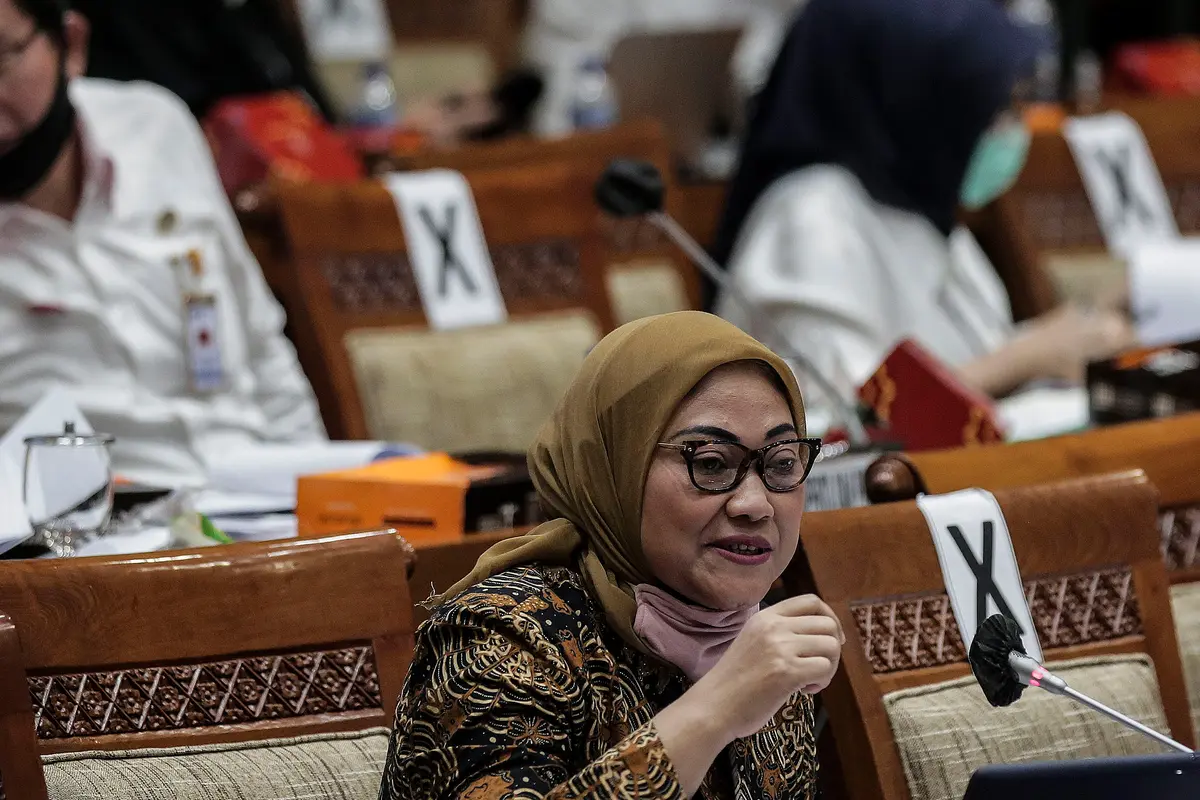 Bahas Nasib Pekerja Terimbas Corona, Menaker Raker dengan DPR
