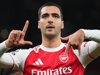 Pemain Arsenal, Mikel Merino melakukan selebrasi setelah mencetak gol ke gawang Brentford dalam laga lanjutan Liga Inggris 2025/2026 di Emirates Stadium, London, Inggris, Rabu (03/12/2025) waktu setempat. (AP Photo/Kirsty Wigglesworth)