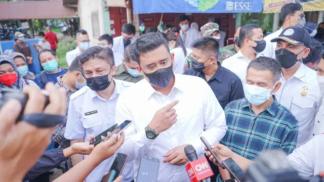 Tracing Covid-19, Bobby Nasution Turun Langsung Tinjau Swab Antigen 150 Warga