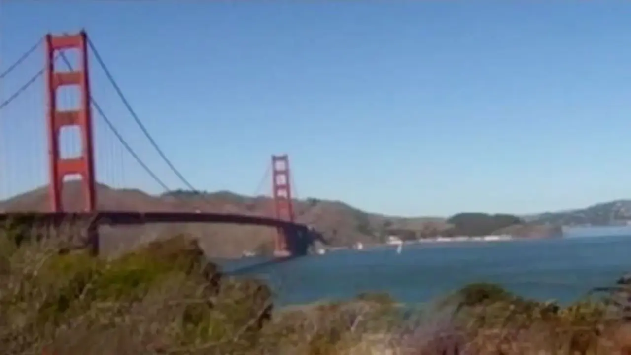 Segmen 7: Wisata ke Jembatan Golden Gate