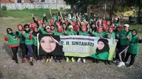 Tebar Kebaikan, Relawan Sintawati Bagikan Sembako dan Gelar Senam Sehat di Jaksel