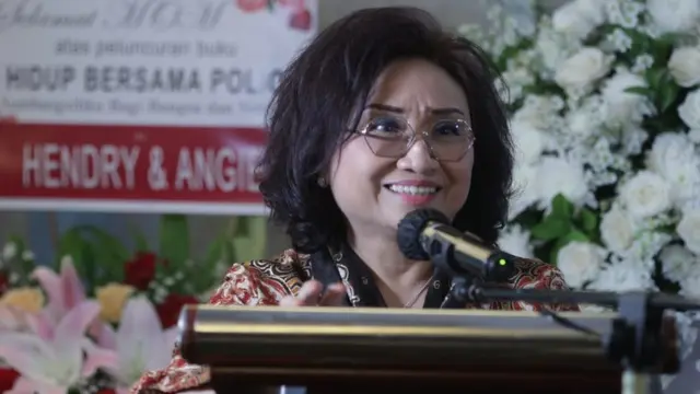 Cecilia Renny Padang