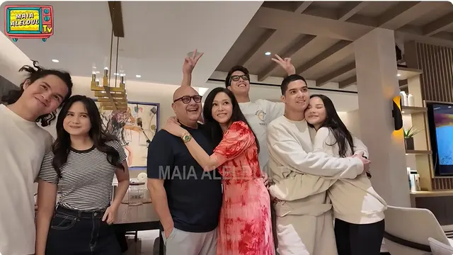 7 Momen Hangat Kumpul Keluarga Besar Maia Estianty Usai Al Ghazali-Alyssa Menikah