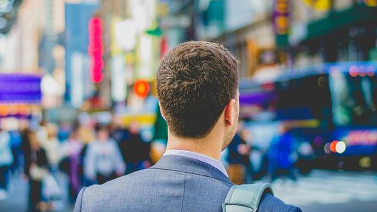 Data BPS: Proporsi Pekerja Formal di Indonesia Meningkat Tipis di Agustus 2025