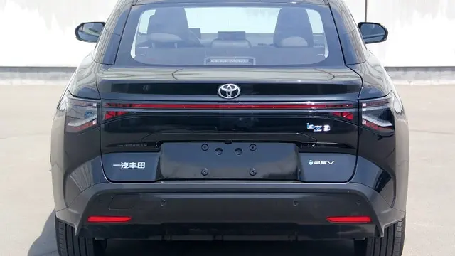 Toyota bZ3 (Carnewschina)