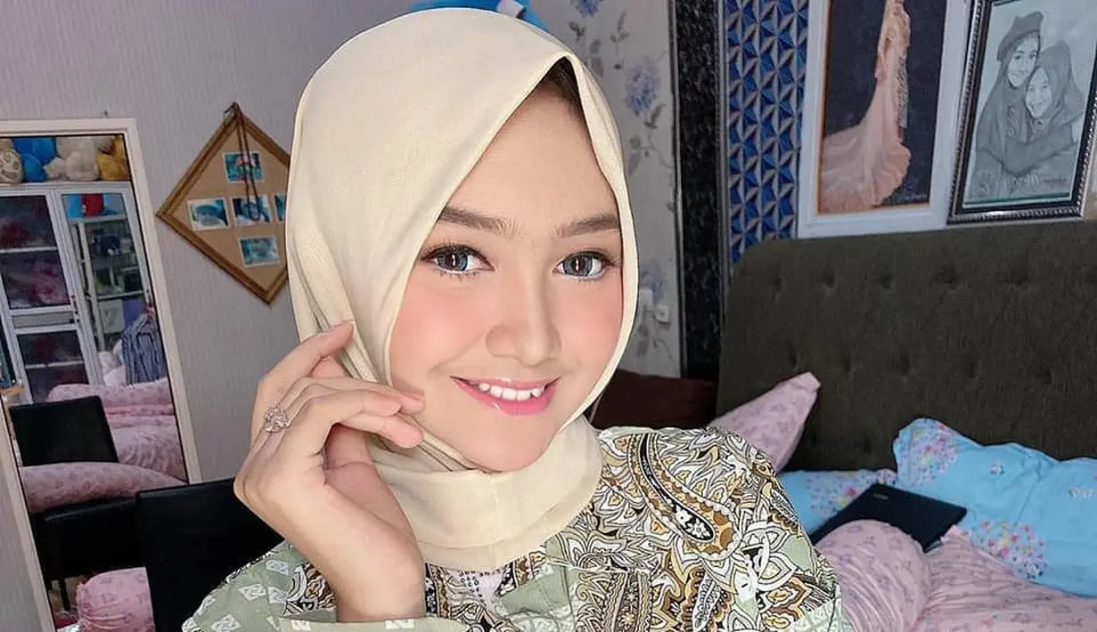 Memiliki suara dan cengkok yang khas membuat Jihan Audy dijuluki sebagai The Next Via Vallen. Kesuksesannya pun diprediksi akan makin melejit.  (Liputan6.com/IG/@jihanaudy123_real)