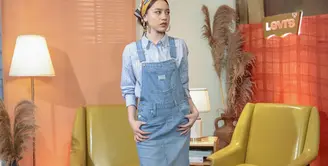 Menyambut datangnya bulan suci Ramadan, rutinitas berpakaian masyarakat Indonesia banyak berubah seiring berjalannya aktivitas
harian yang padat. (Foto: Levi's)