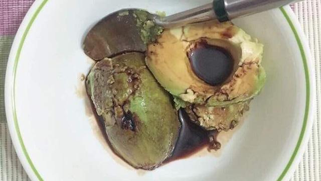 6 Menu Kombinasi Makanan Manis Ini Absurd Banget, Nyeleneh