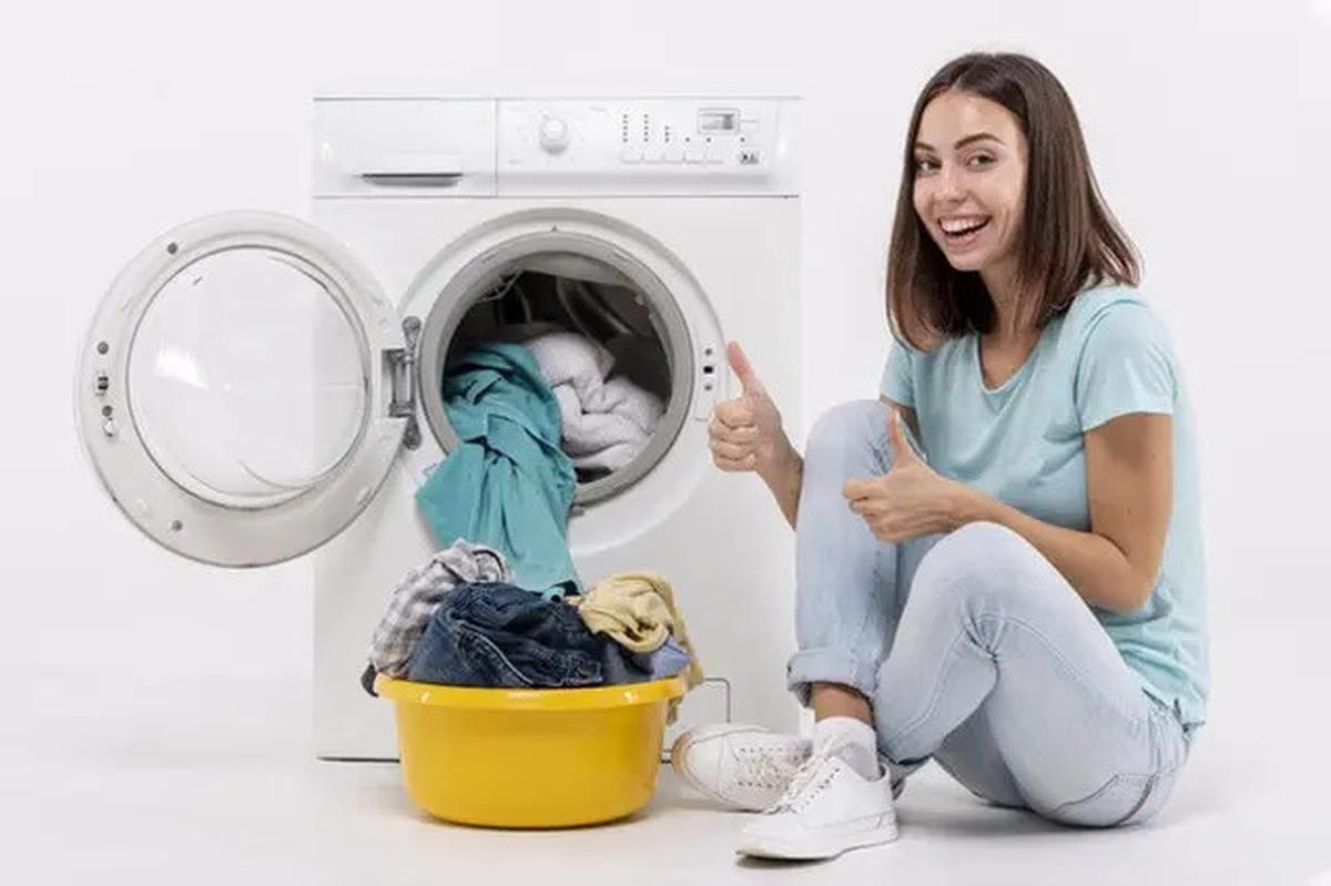 5 Tips Memakai Pewangi Laundry Agar Pakaian Wangi Sepanjang Hari