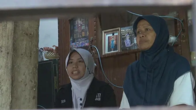 Kisah Dyah, Anak Tukang Gorengan yang Diterima di Kedokteran UGM