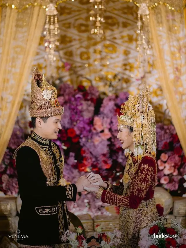 Intip Perjalanan Cinta Beby Tsabina dan Rizki Natakusumah, Mulai dari Pacaran hingga Menikah
