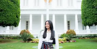 Maudy Ayunda dikenal dengan kecerdasannya. Bahkan, pemerintah menggandeng dirinya sebagai juru bicara forum Presidensi G20.  (Foto: Maudy Ayunda/ Instagram)