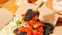Brand kuliner lokal Gaaram, yang menyajikan olahan ayam dengan berbahan dasar Charcoal