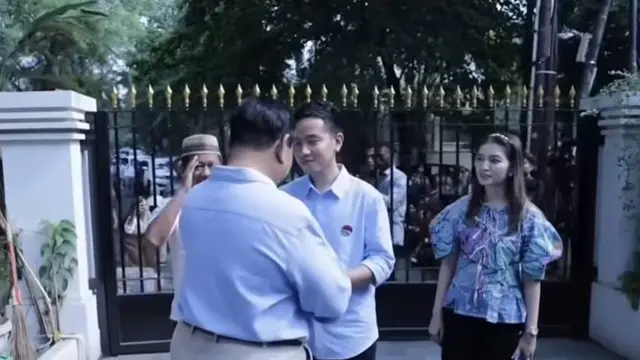 Selvi Ananda Dampingi Gibran Rakabuming Deklarasi Bacawapres.  [Dok. @selvi_ananda_]