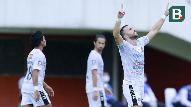 FOTO: Gol Ilija Spasojevic Bawa Bali United sementara Unggul 1-0 atas Persita Tangerang - Ilija Spasojevic