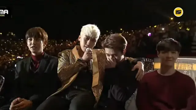 Seungri Big Bang Duduk Dipangkuan Sehun EXO Terus Bikin Heboh