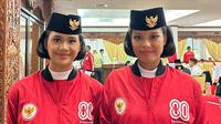 Profil dua Paskibraka Nasional 2025, Aliah Sakira (Kanan) sebagai Pembawa Baki dan Sultana Najwa (Kiri) sebagai Pembawa Baki Cadangan di penurunan Bendera Merah Putih HUT RI di Istana Negara. (Foto: Instagram @tashyaamandaa)