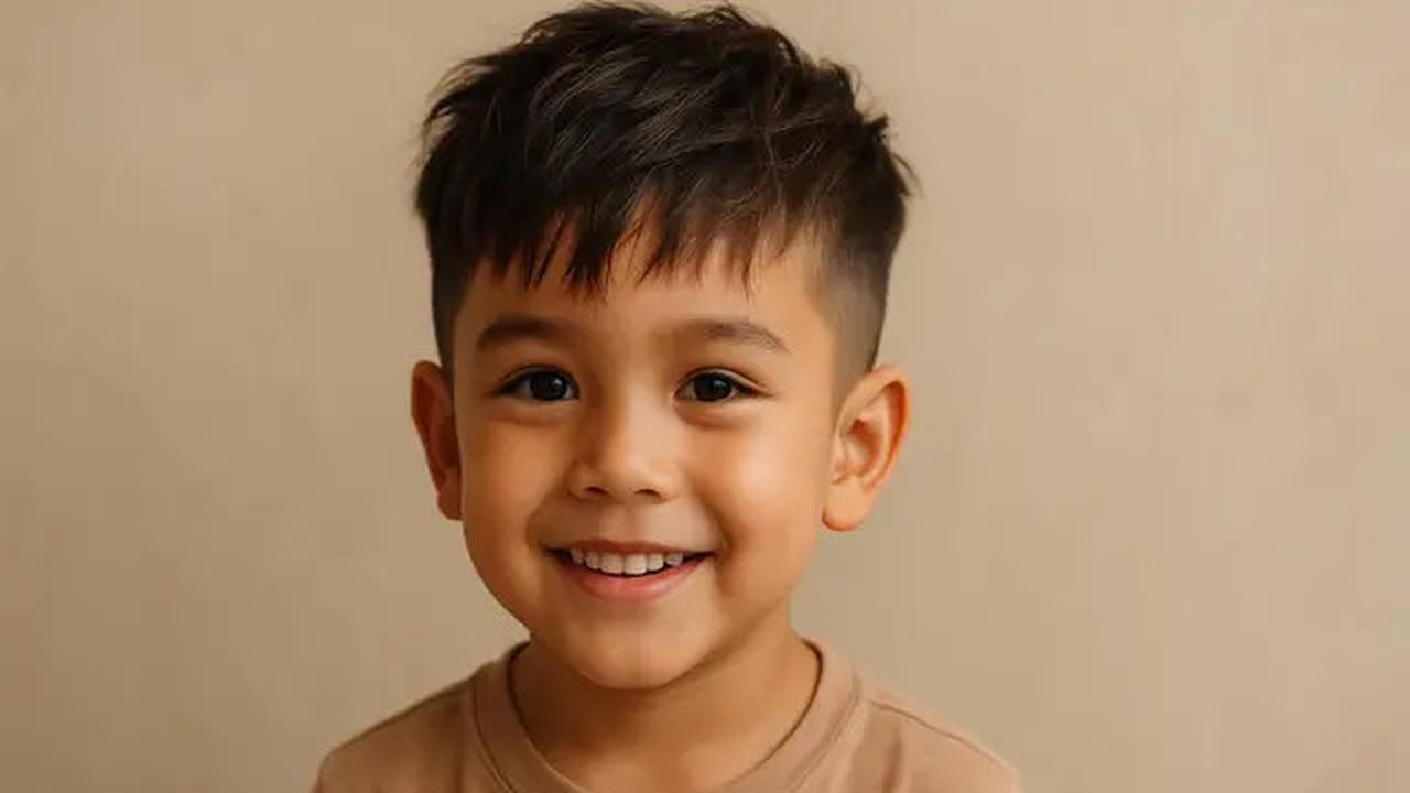 12 Model Rambut Poni Anak Laki-Laki ala Korea yang Lagi Tren