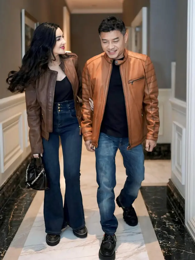 Gaya Concert Date Ashanty dan Anang Hermansyah, Kompak dengan Color Coordinated Outfit Bak Remaja