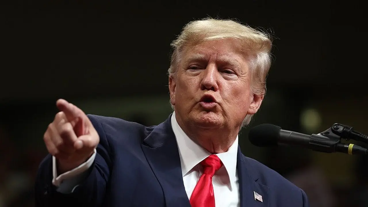 Donald Trump Ancam Bakal Ada Kericuhan dan Kehancuran Jika Ia Didakwa dalam Kasus Stormy Daniels