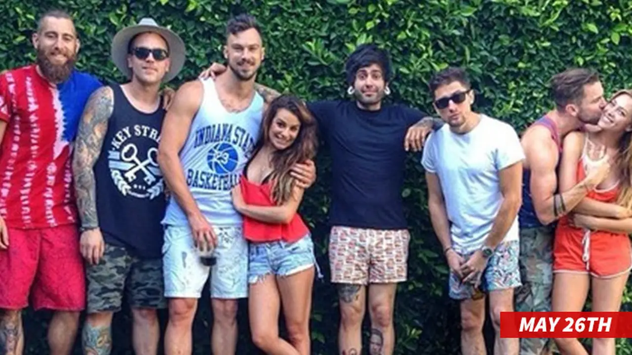 Waduh, Lea Michele Pacari Gigolo!