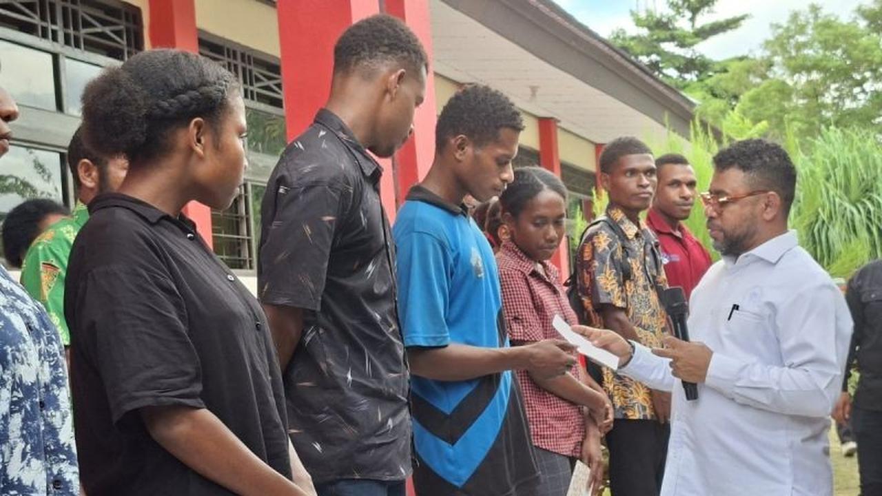 295 Mahasiswa STIH Momiwaren Raih Beasiswa KIP Kuliah, Dorong Akses Pendidikan Tinggi di Papua Barat