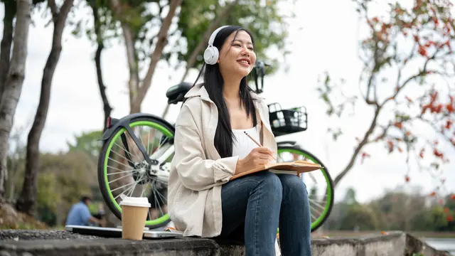 wanita desember hidup tenang