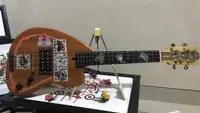 Gitar Qr Art edisi satwa liar hasil kolaborasi Luthier gitar asal Bali dan seniman digital asal Surabaya. Foto (Istimewa)