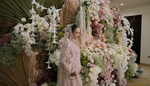 Potret Alyssa Daguise dengan Gaun Kebaya Modern di Pengajian 4 Bulan Kehamilan (Foto: Dok. Alyssa Daguise)