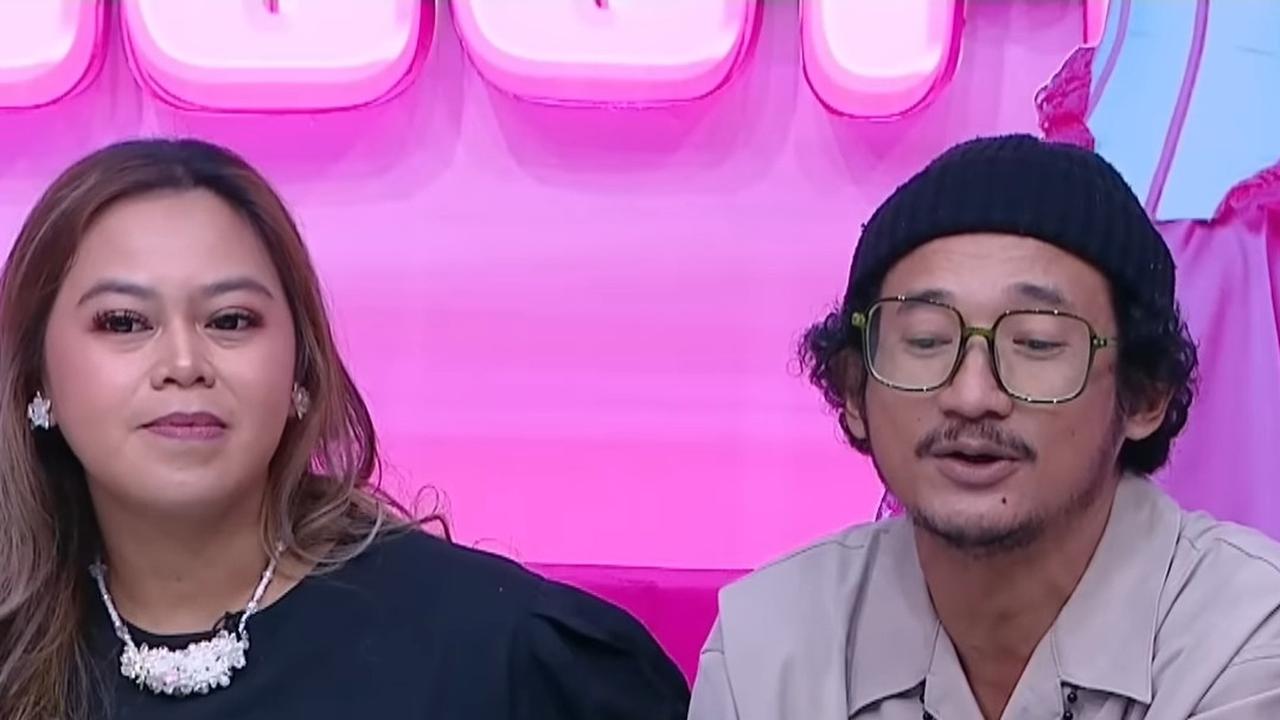 Dulu Terkenal, Istri Isa Bajaj Blak-blakan Pindah ke Magetan 'Awalnya Mau Ngerawat Ibu'