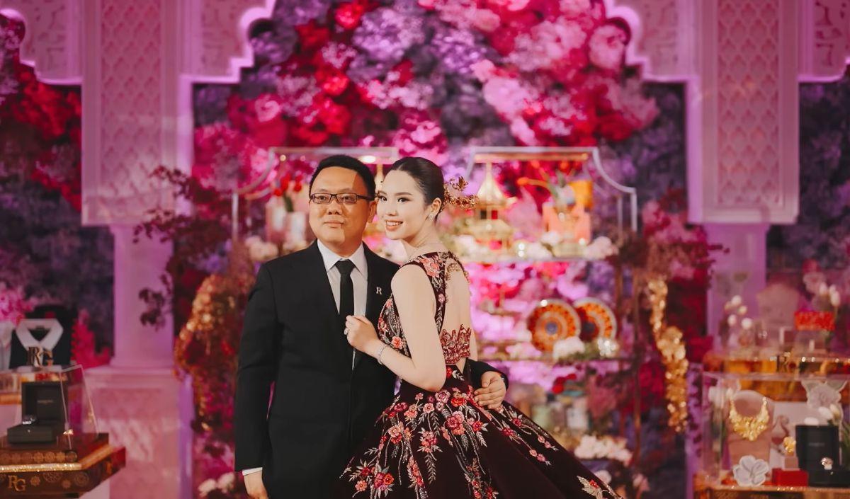3. Royal Wedding Crazy Rich Surabaya&nbsp;<br>