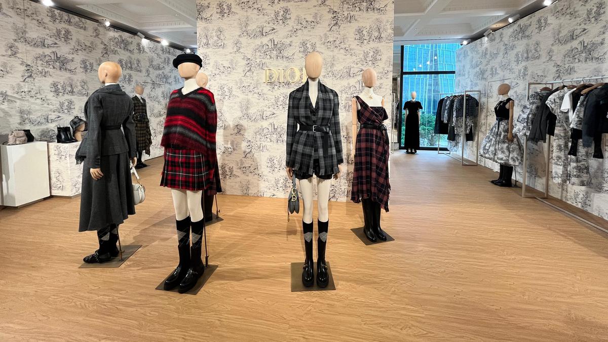 Dior 2025 Cruise Collection Telah Hadir di Indonesia, Intip Keindahannya di Sini